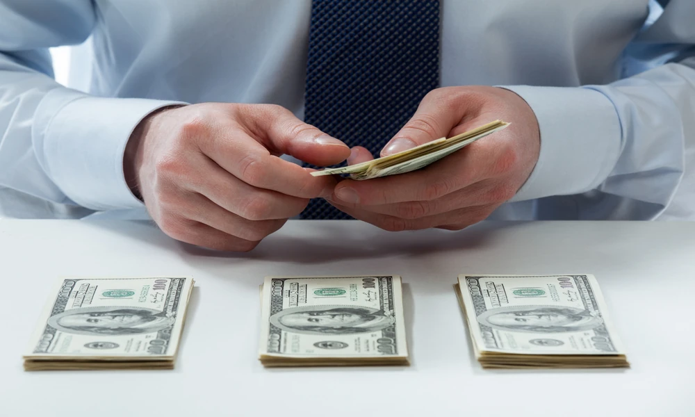 How to Identify a Legal Money Lender in Singapore